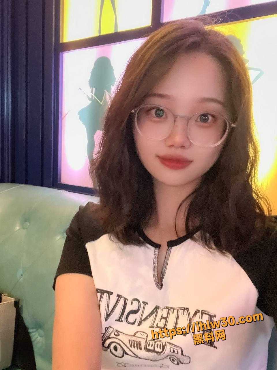 960X1280