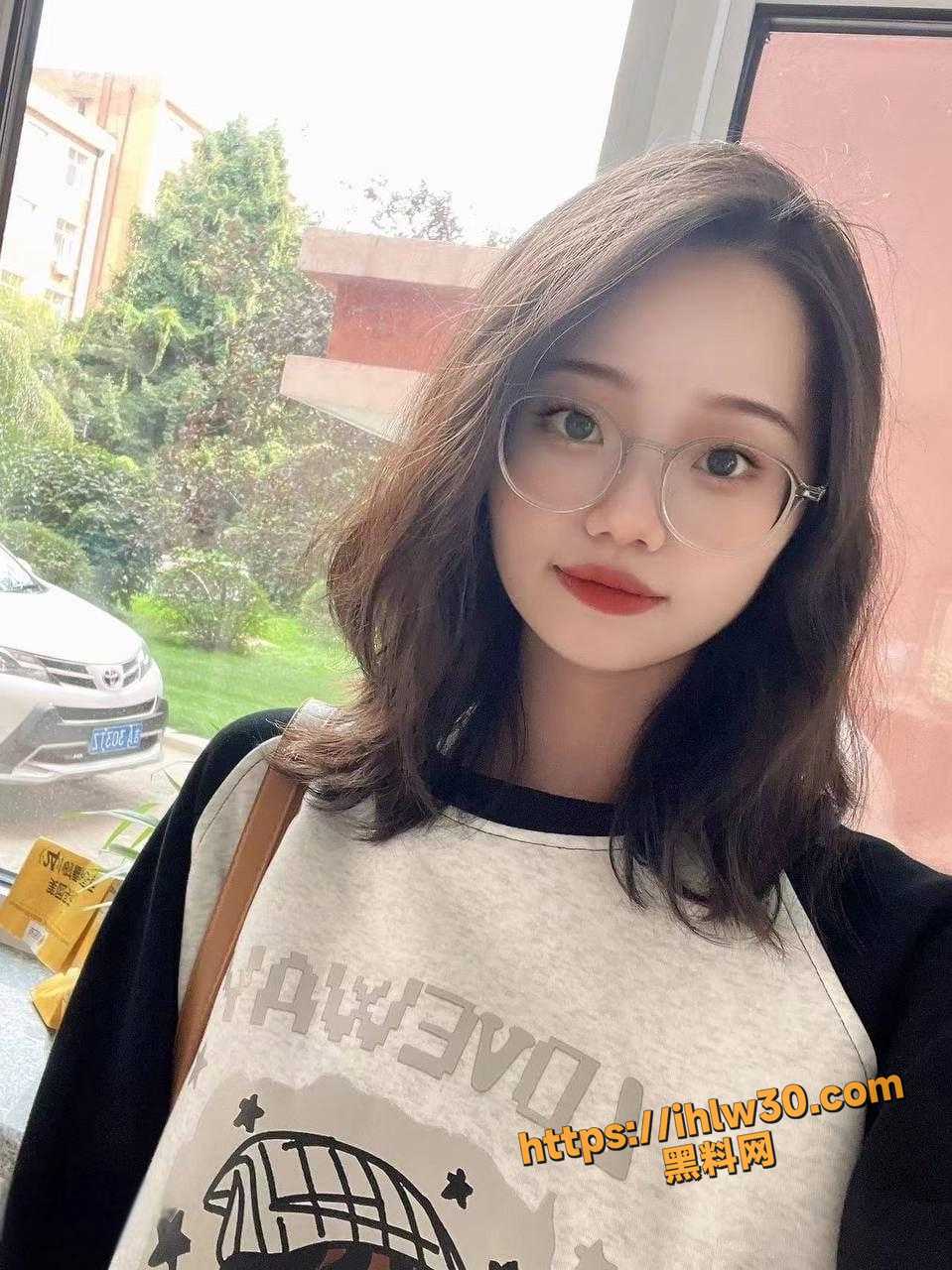 959X1280