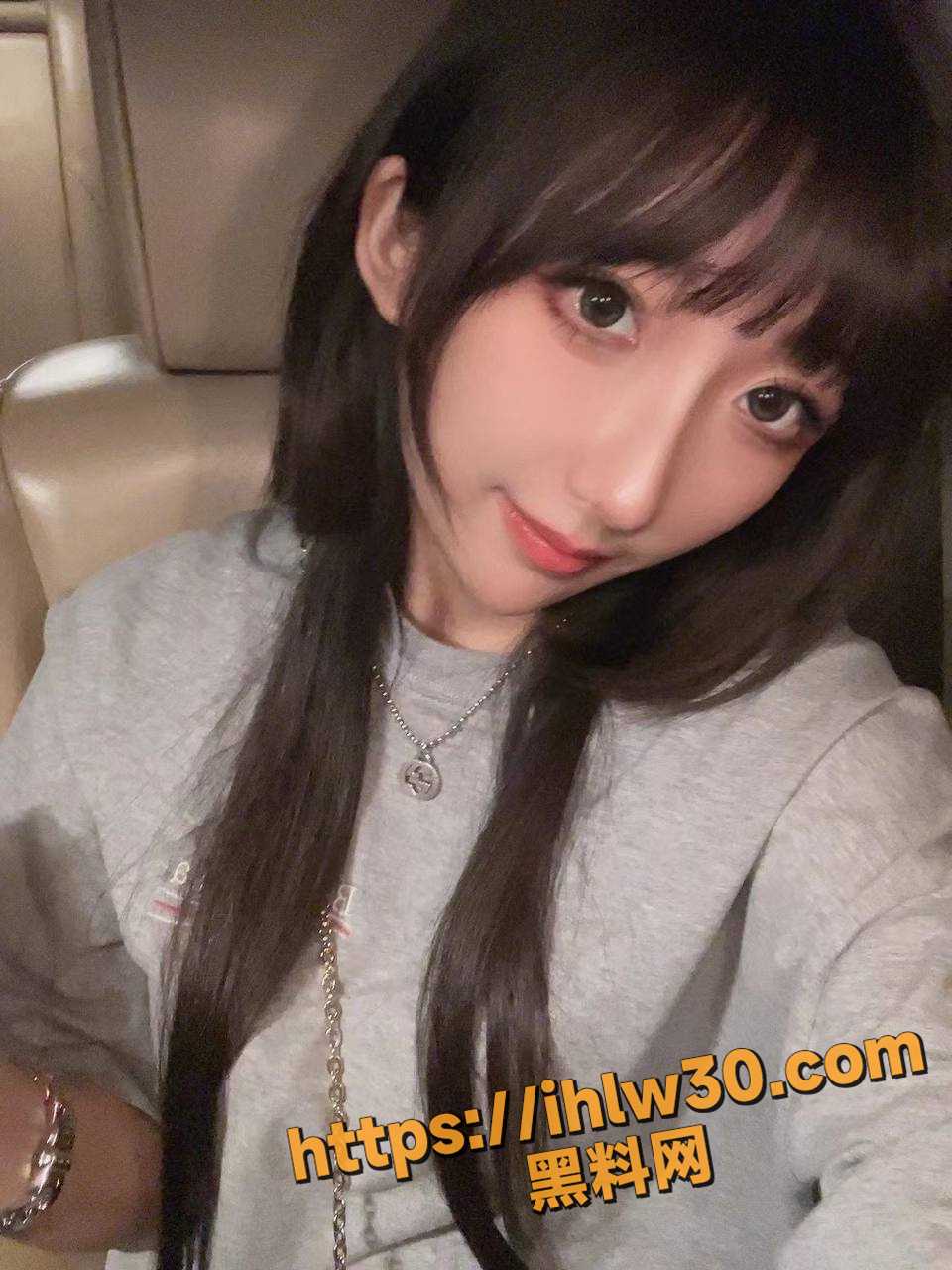 960X1280