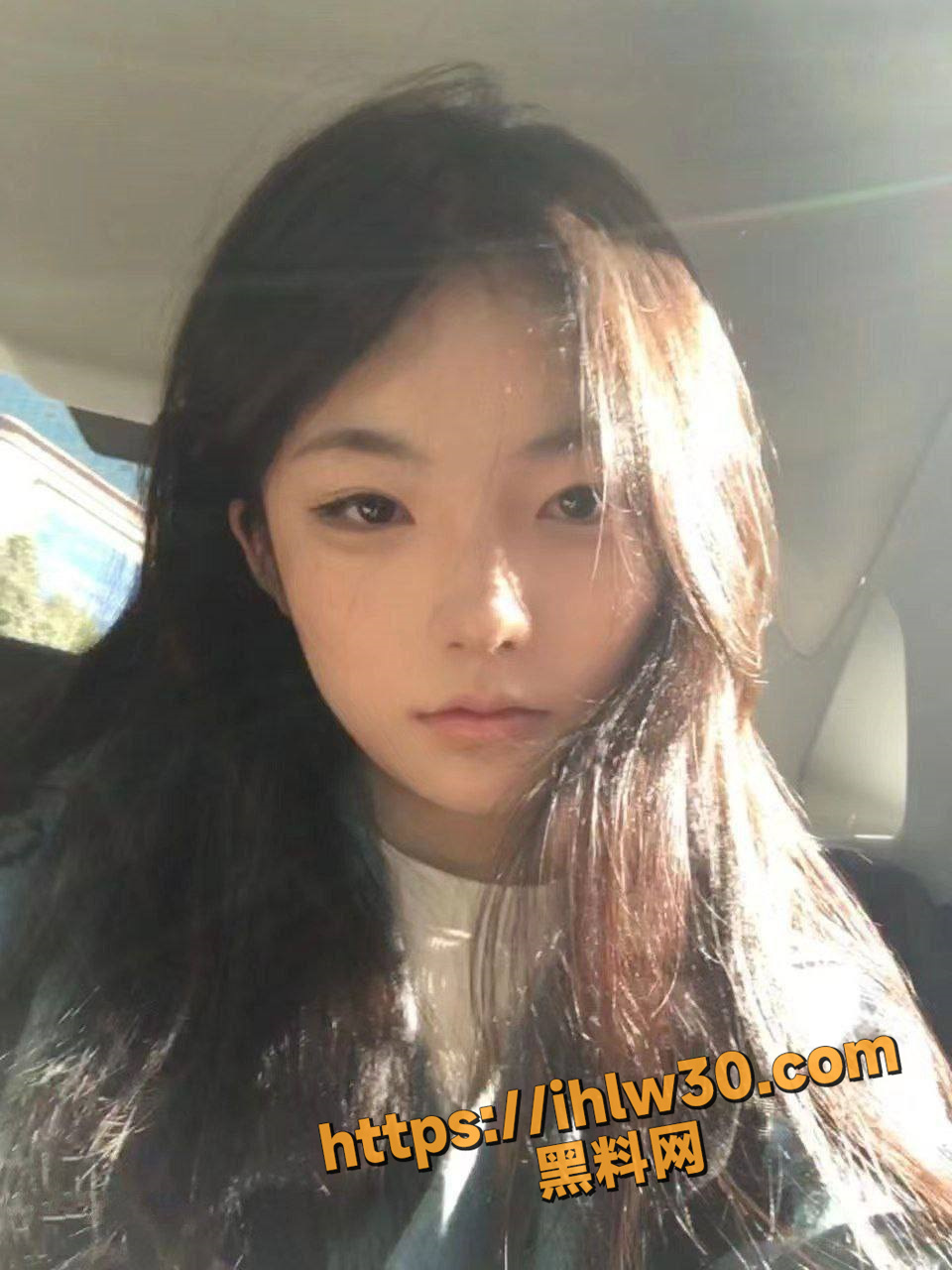 960X1280
