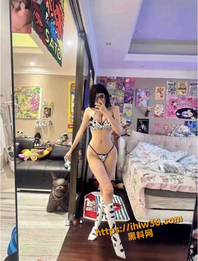 640X843