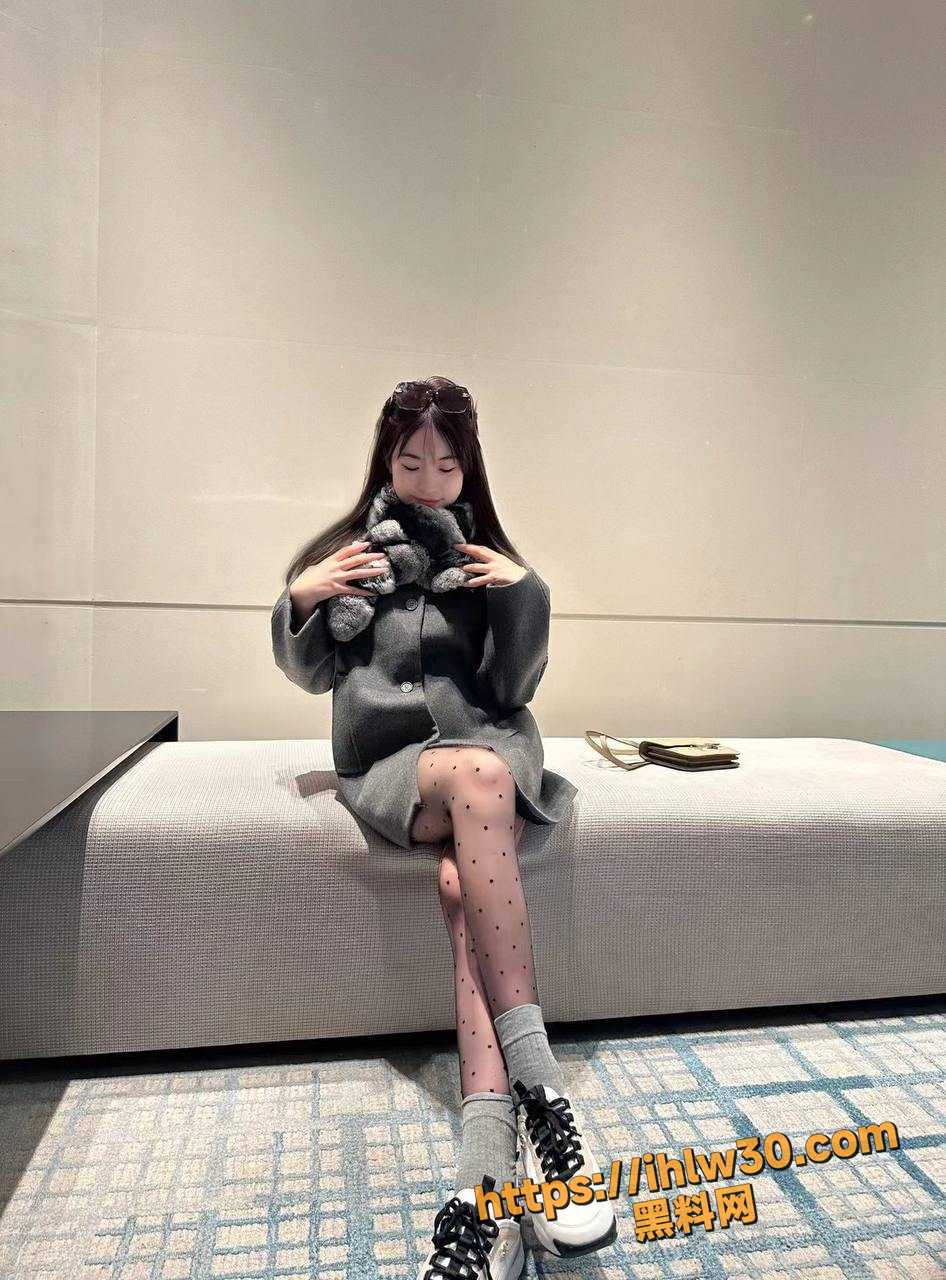 946X1280
