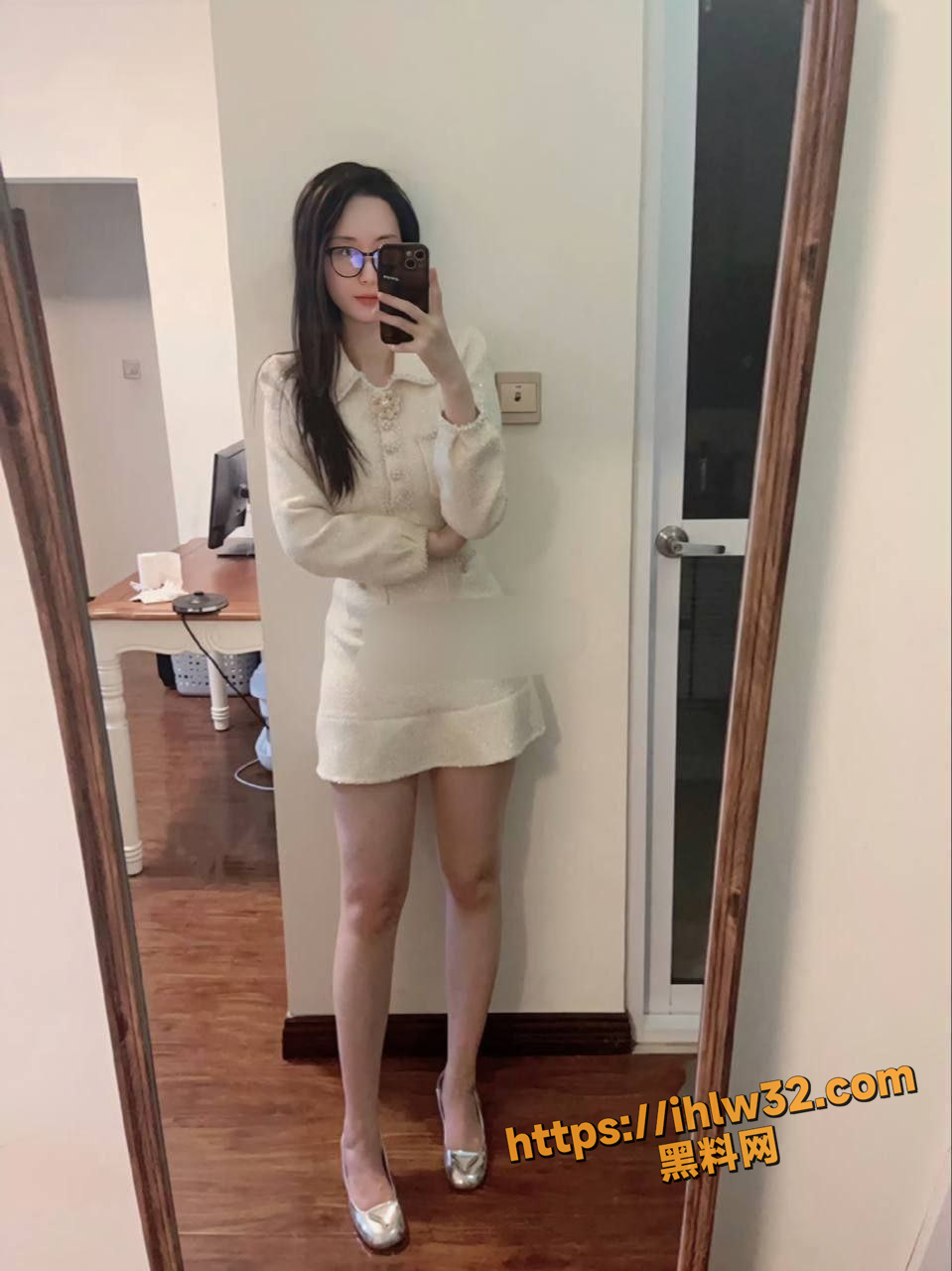 959X1280
