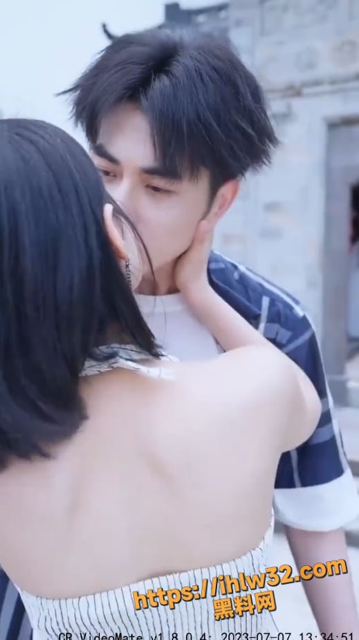 519X924