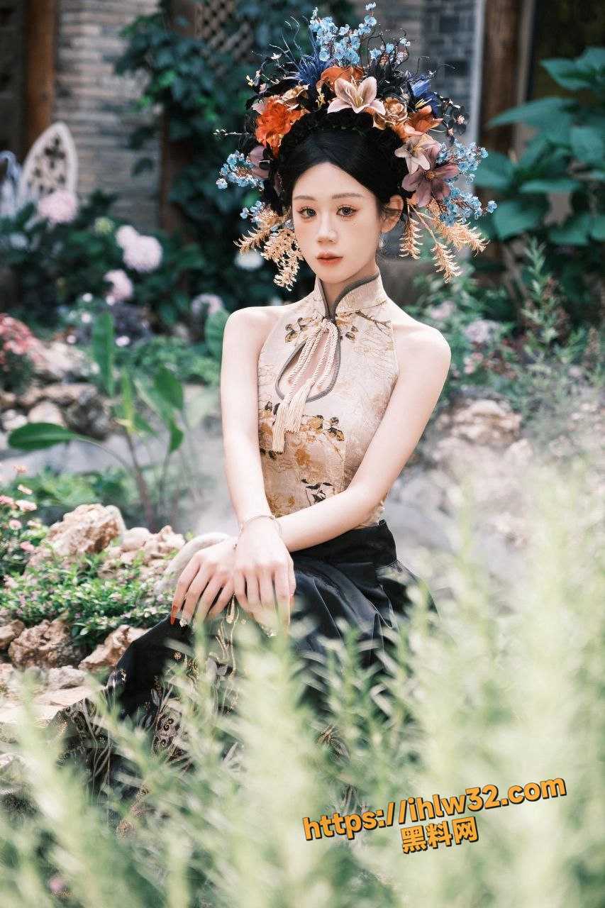853X1280