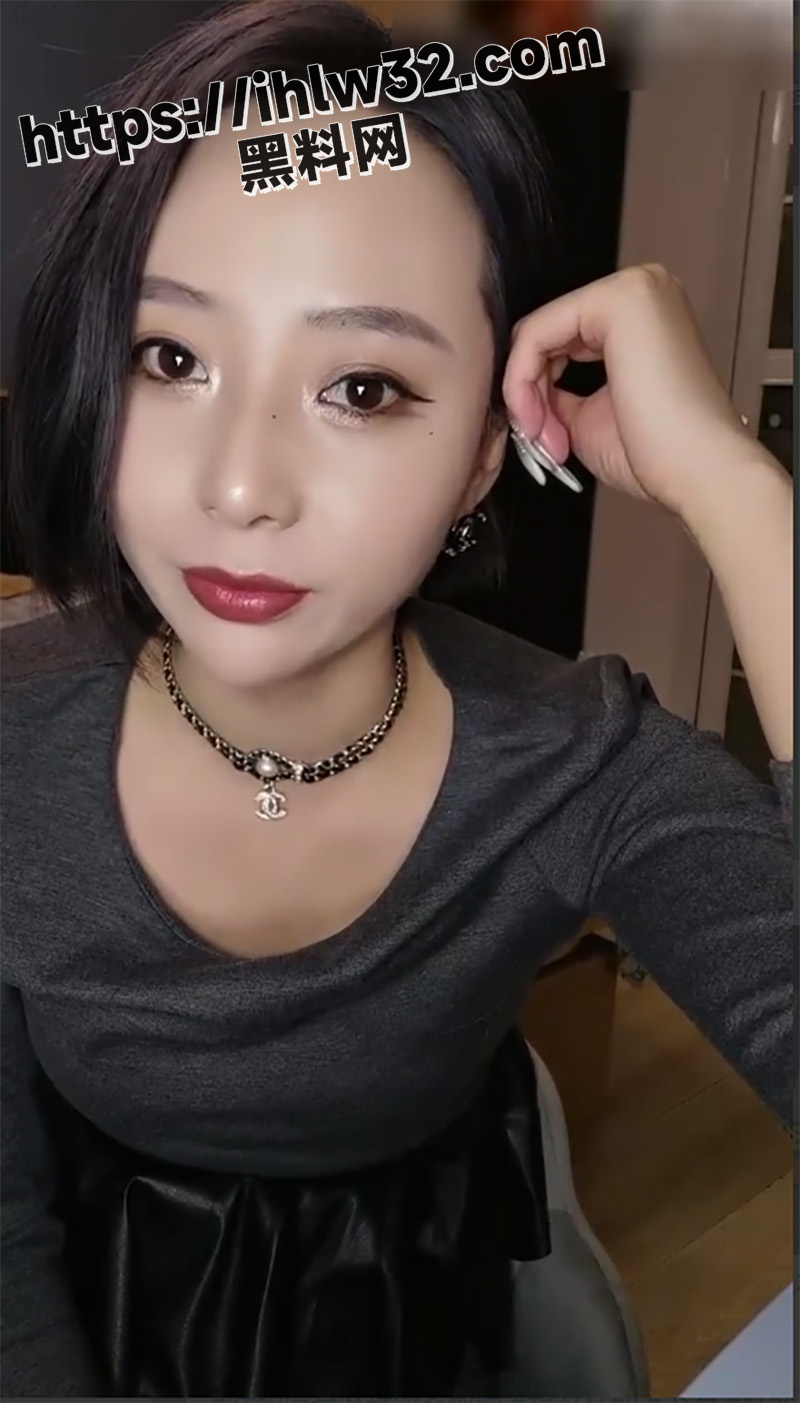 800X1403