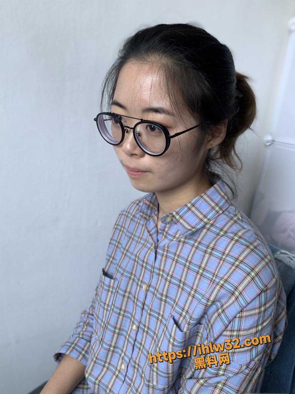 960X1280