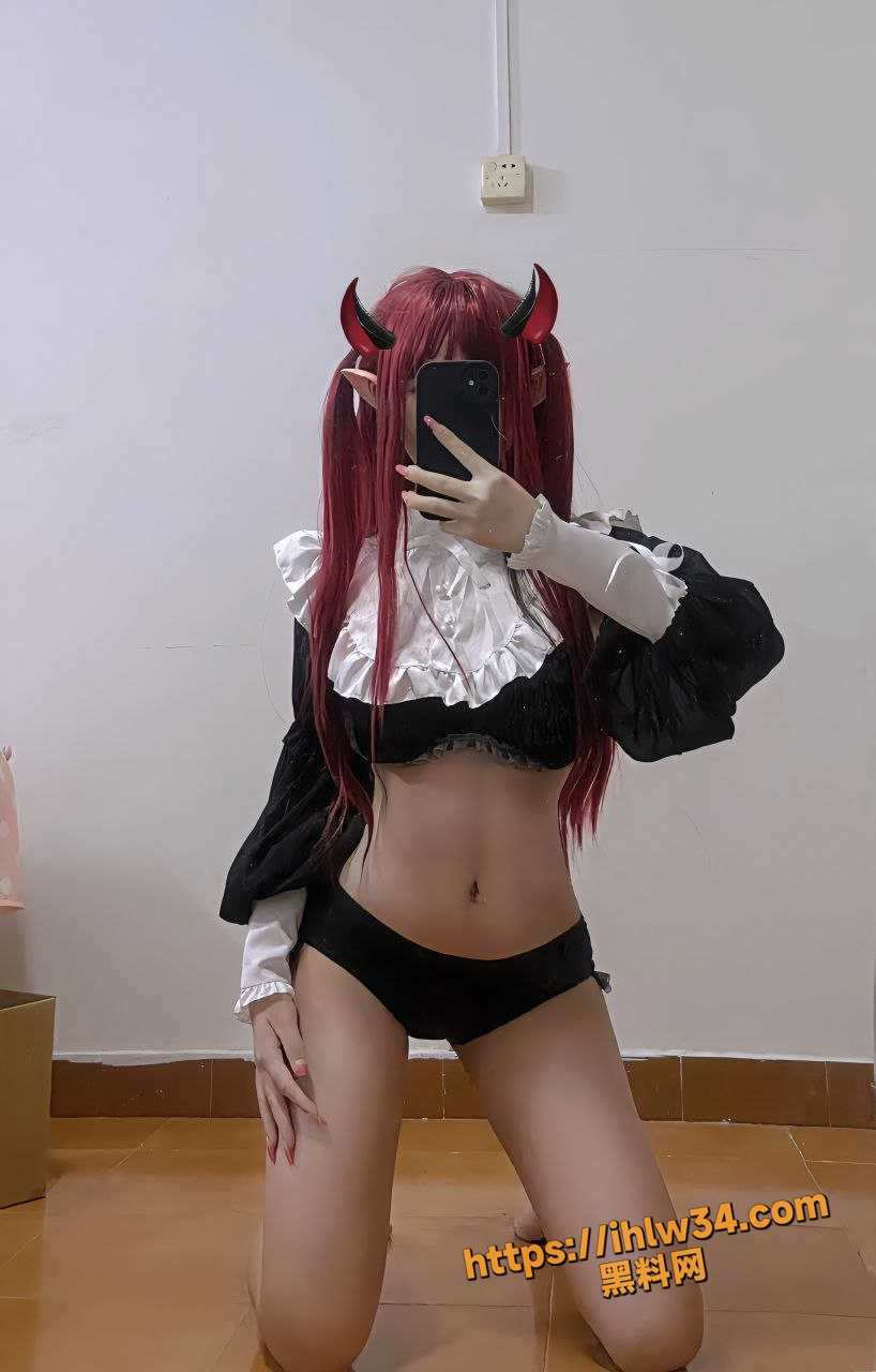 818X1280