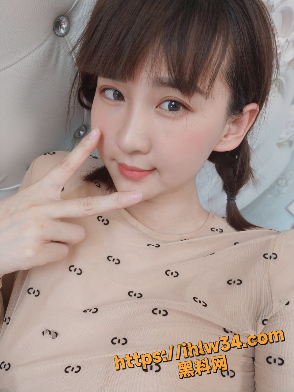 960X1280