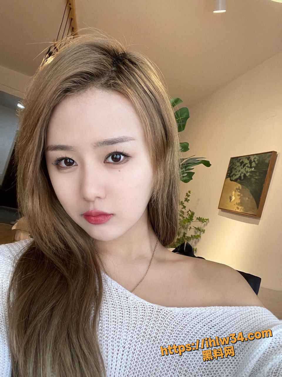 960X1280