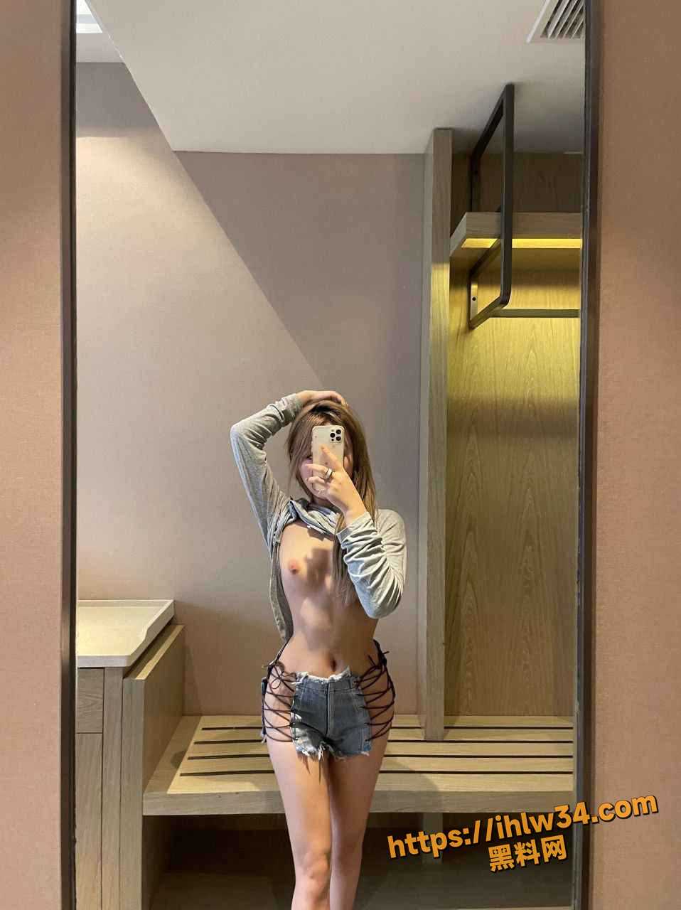 958X1280