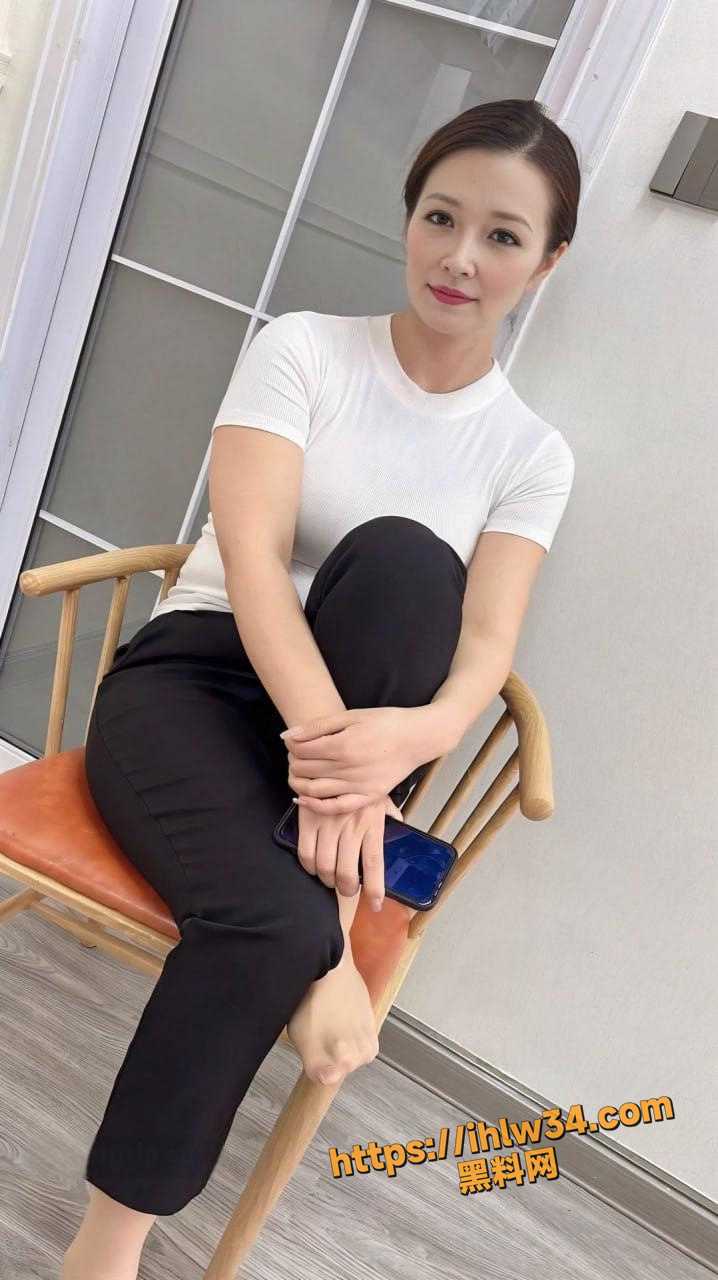 718X1280