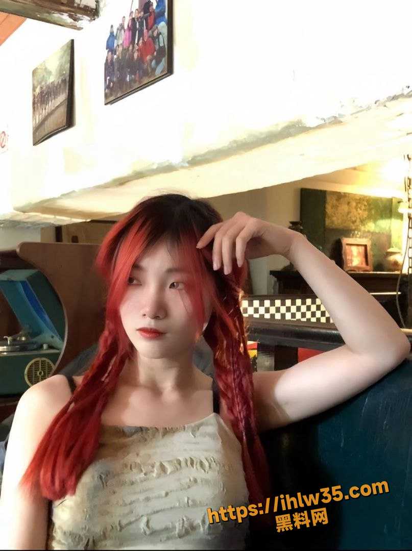 807X1080