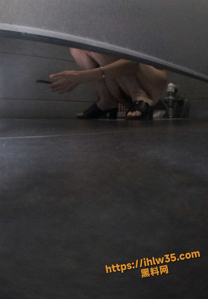 720X1033