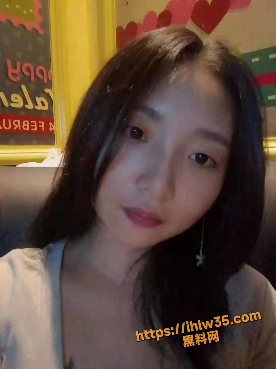 960X1280