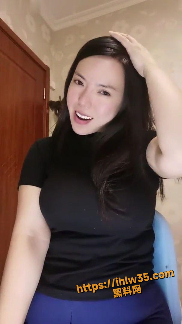 607X1080