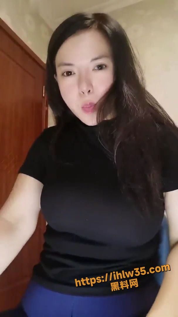 607X1080