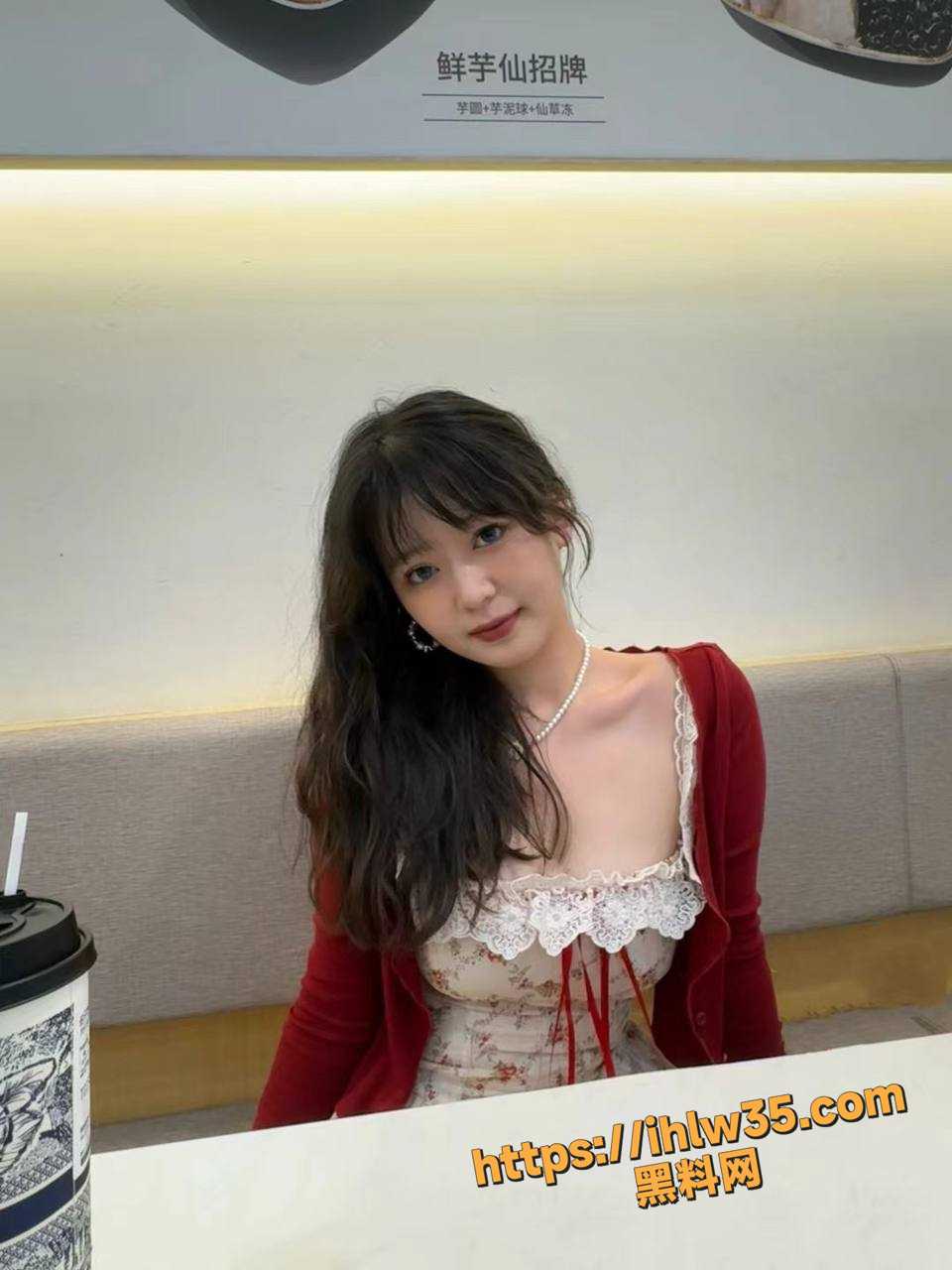 960X1280