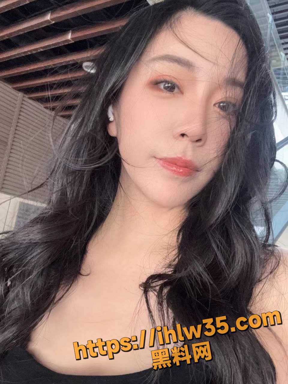 960X1280