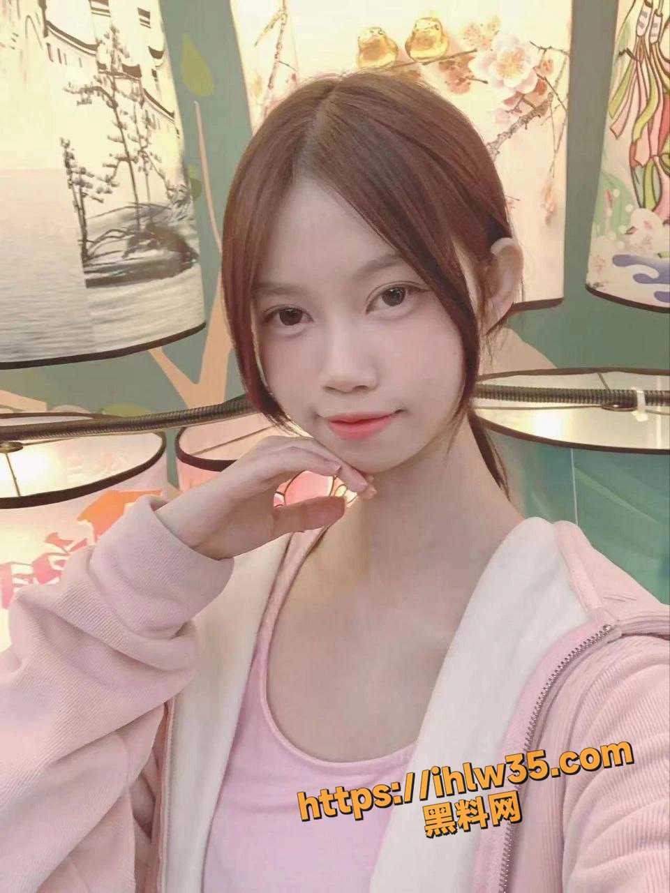 960X1280