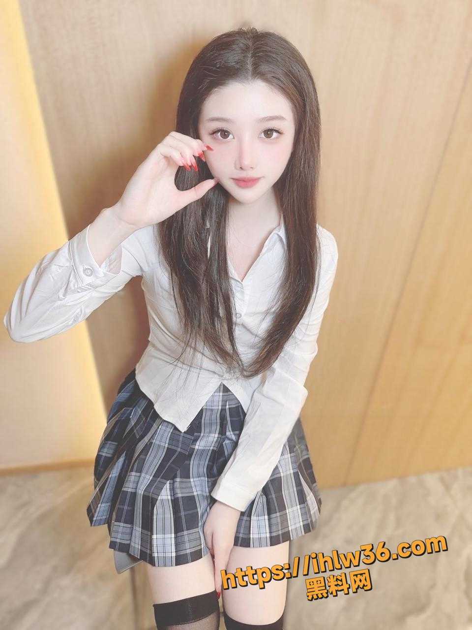 960X1280