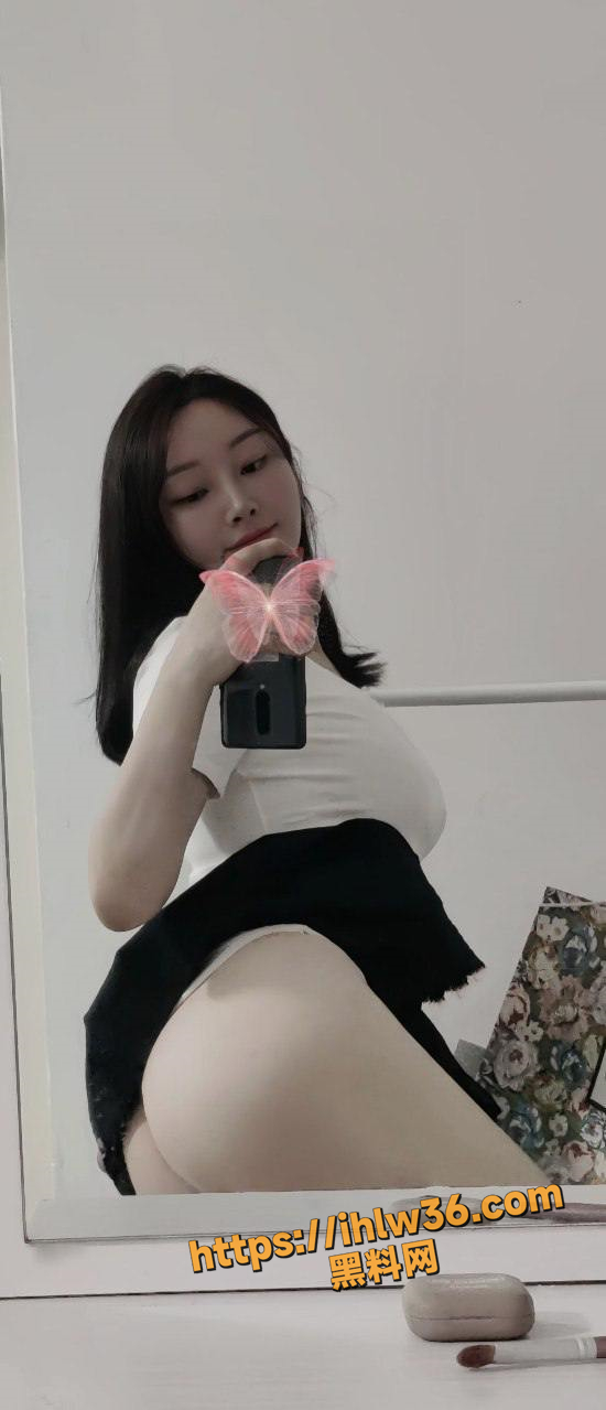 550X1279