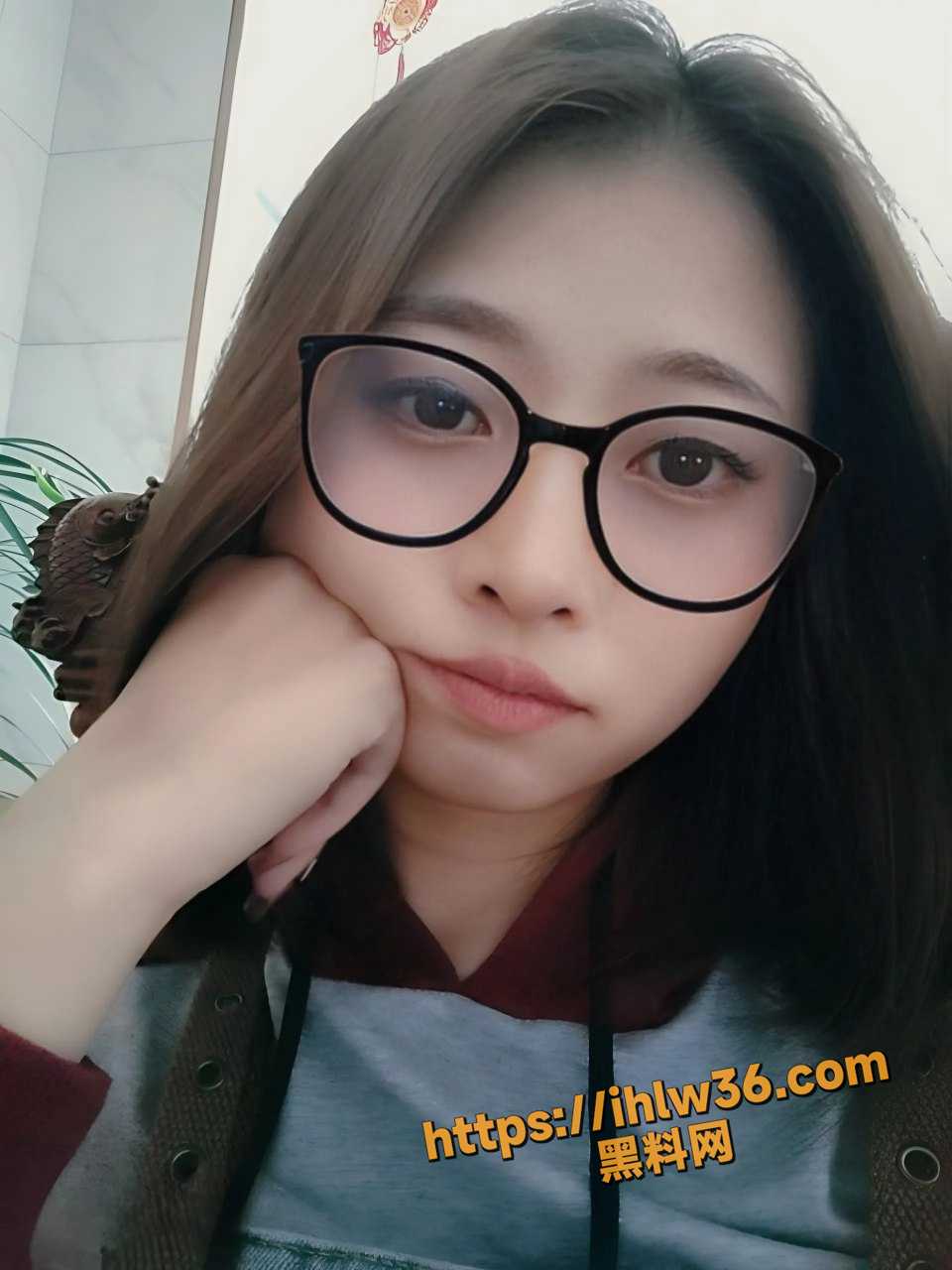 960X1280