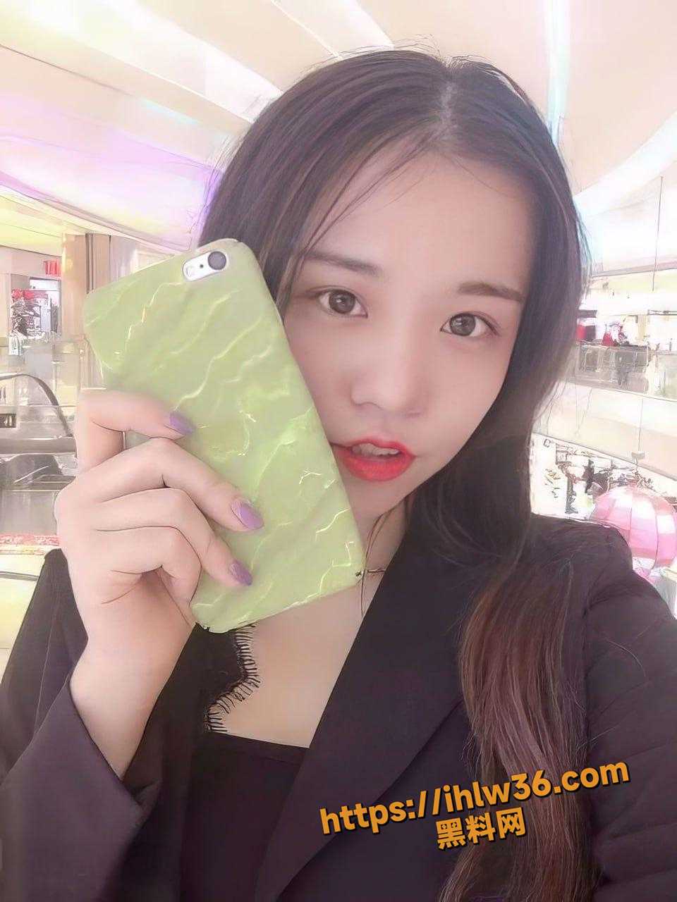 960X1280