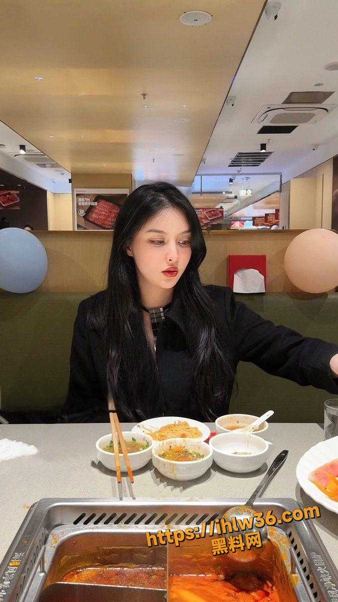 675X1200