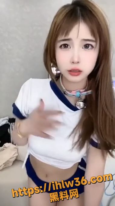 381X683