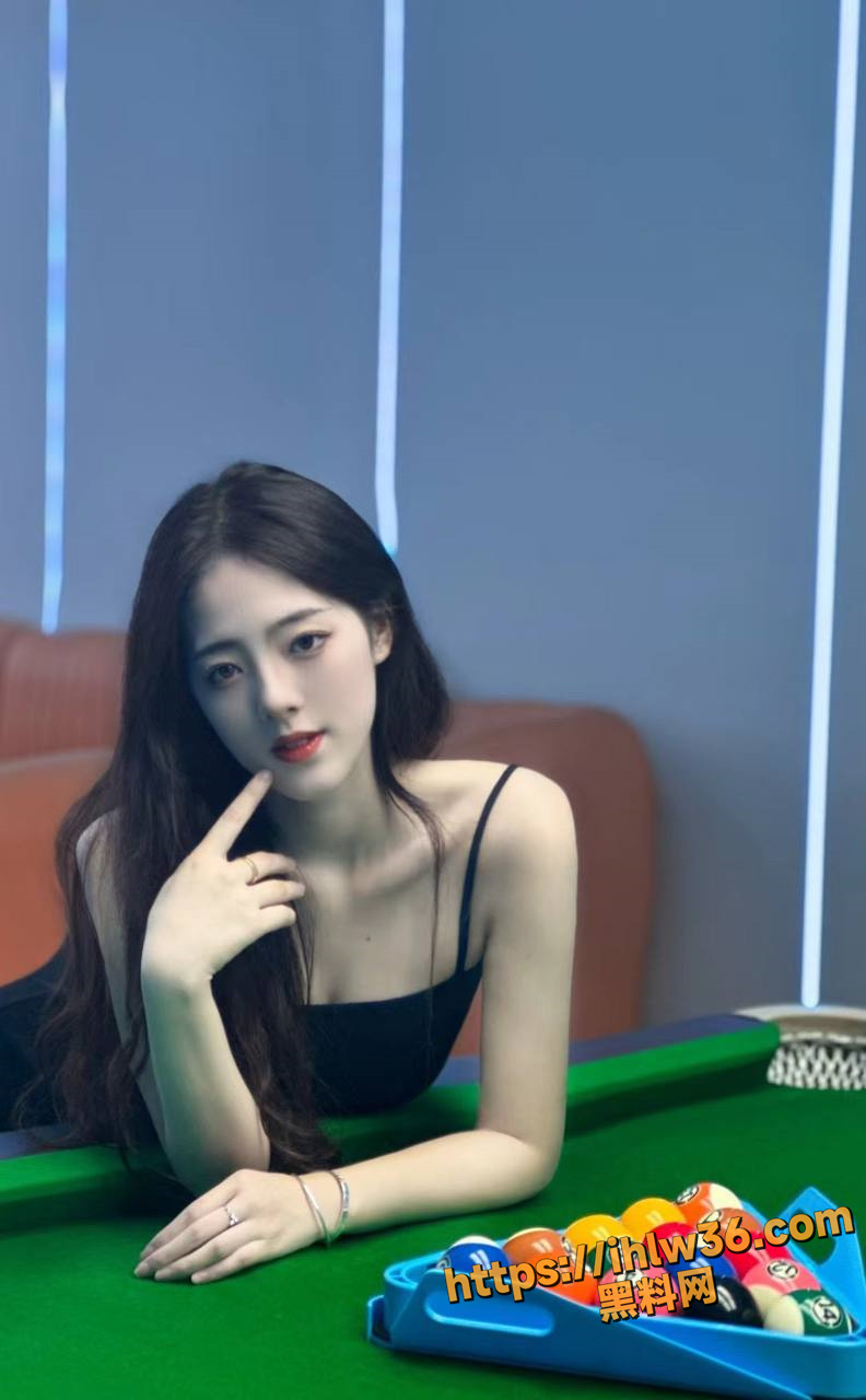 792X1280