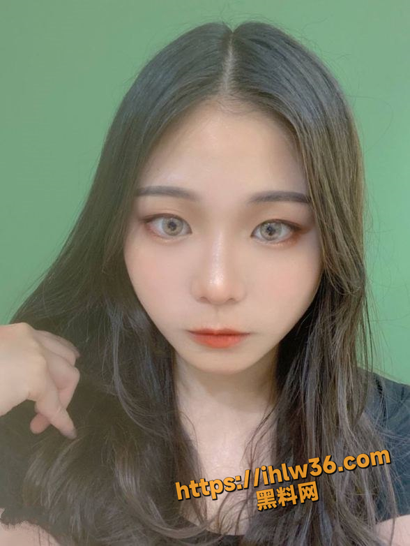 588X782