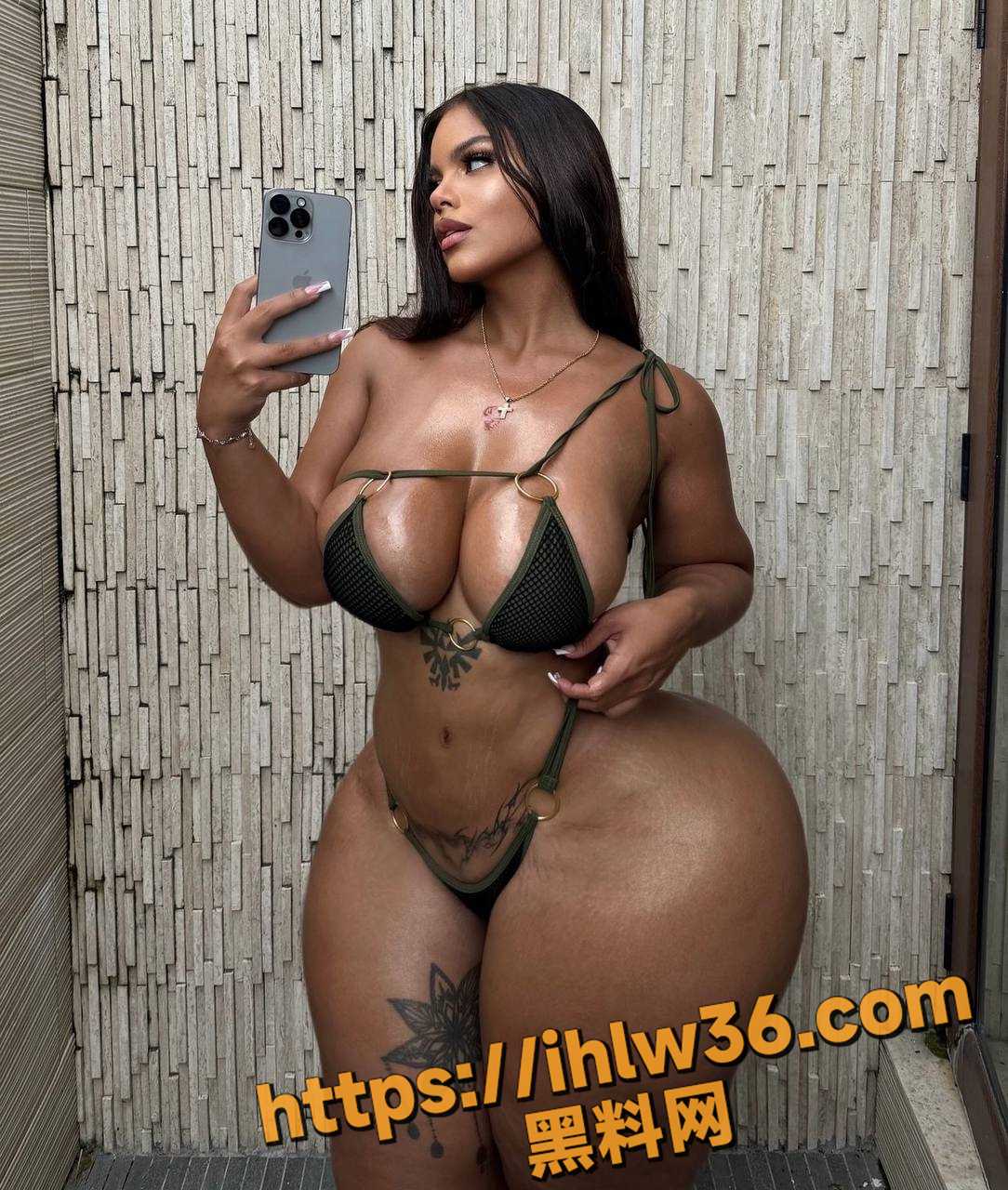 1084X1280
