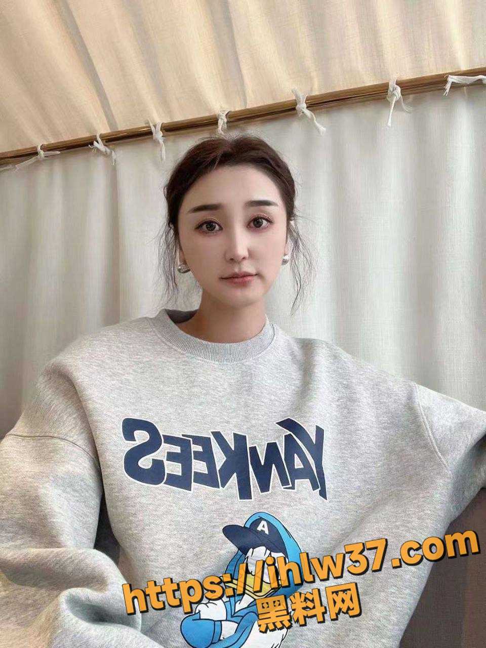 960X1280