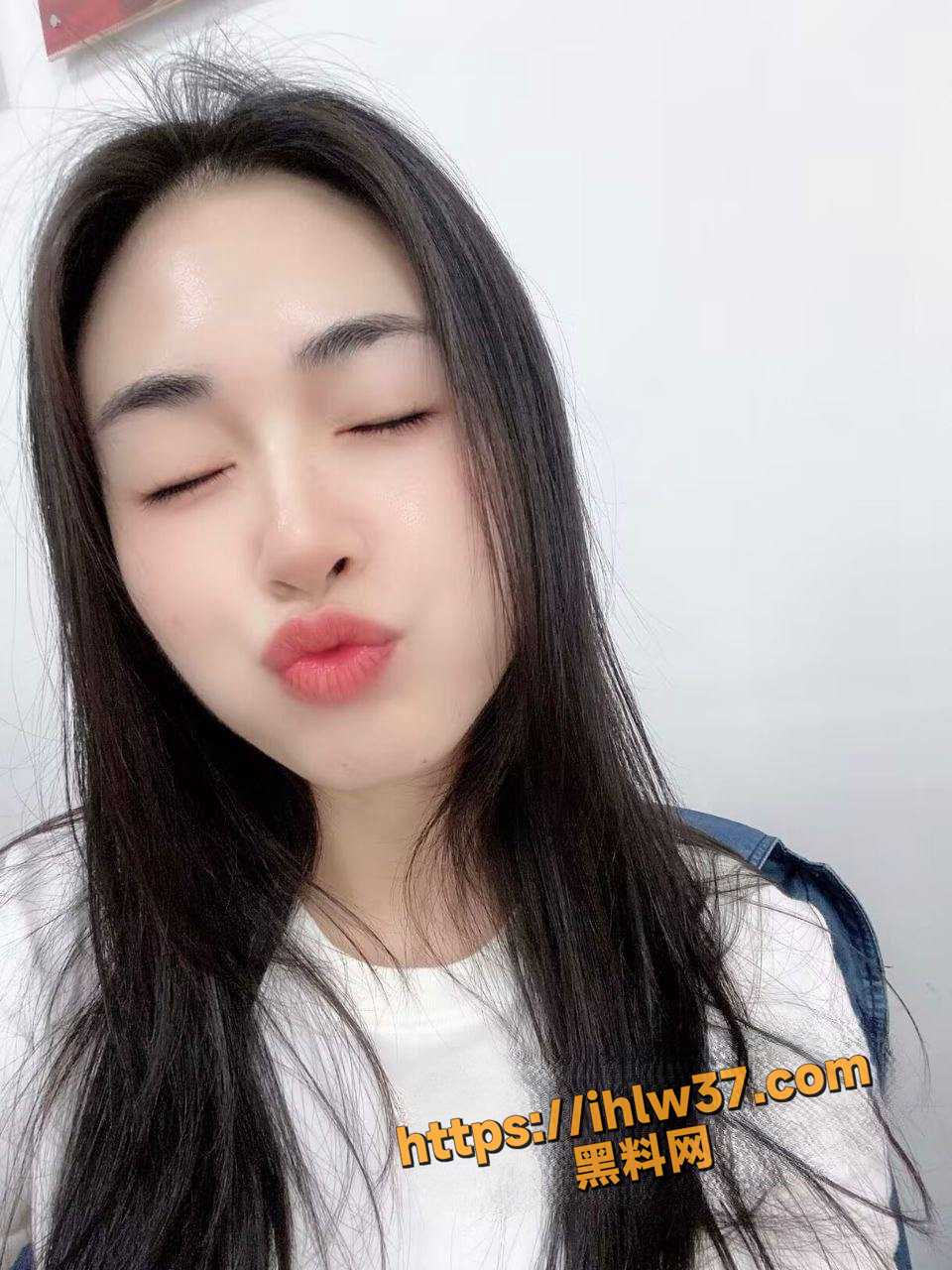 960X1280