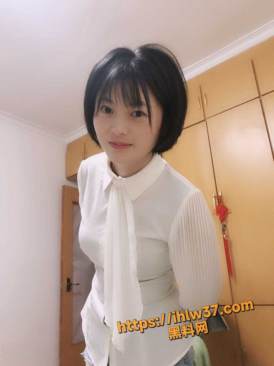 960X1280