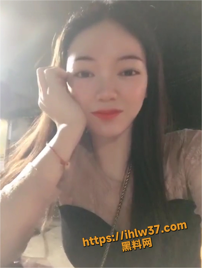 411X547