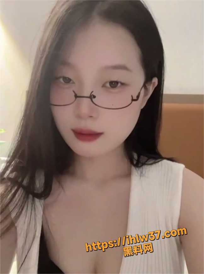 648X872
