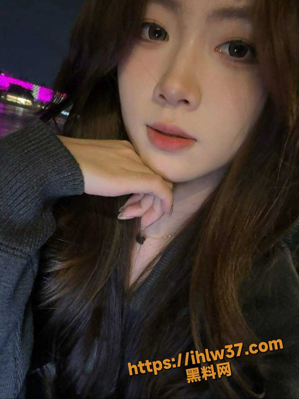 960X1280