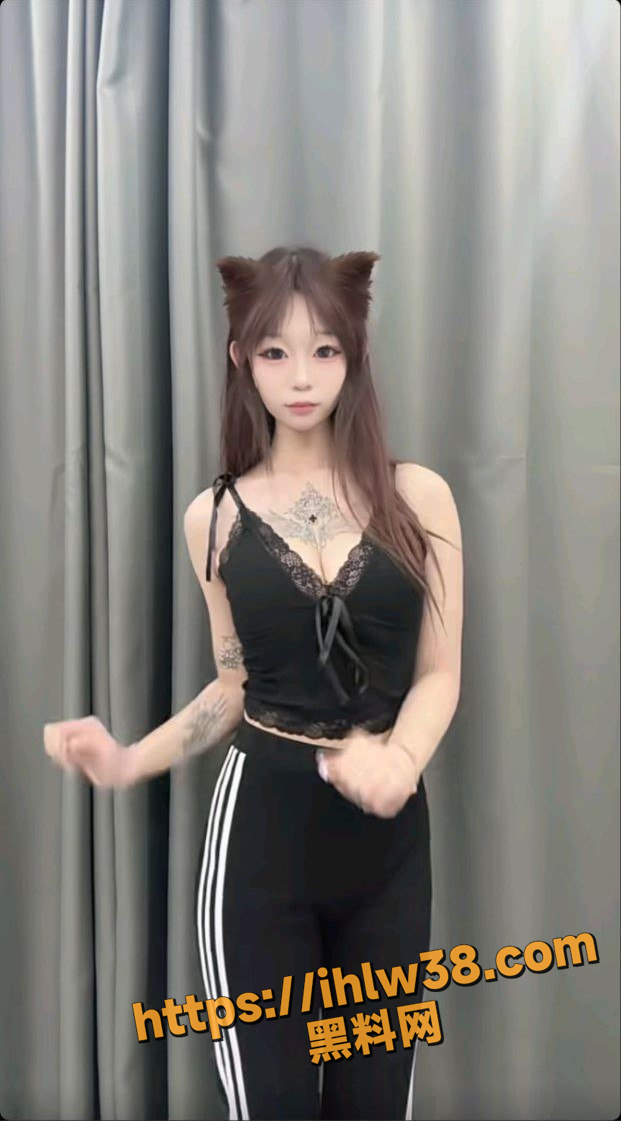 621X1121