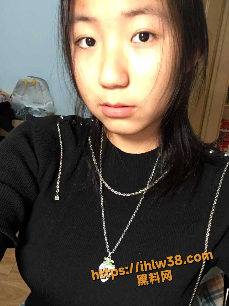 960X1280