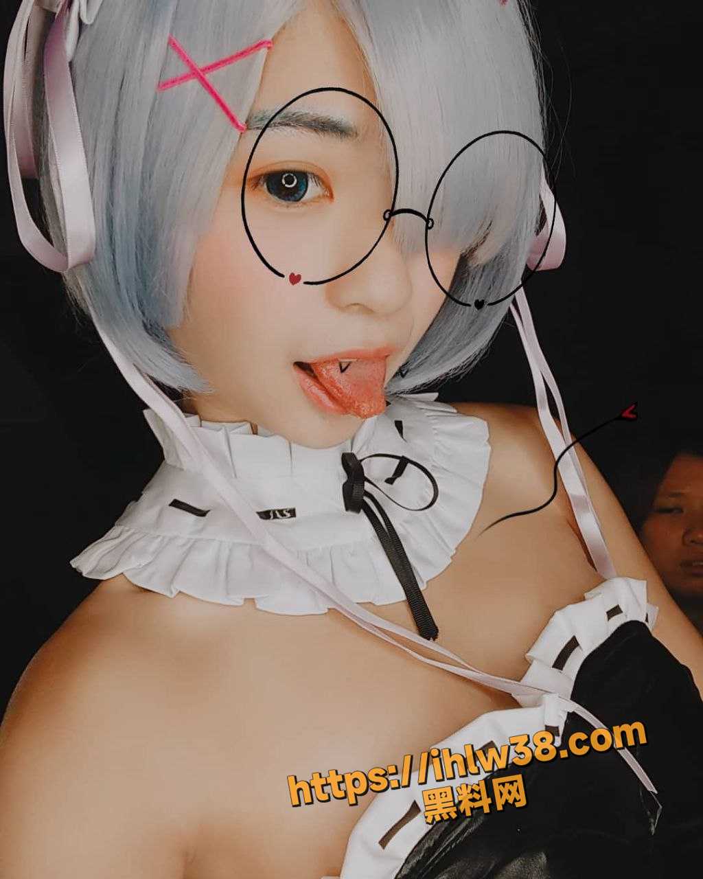 1024X1280