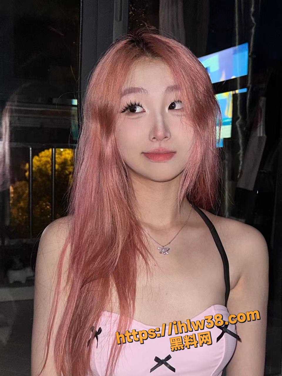 960X1280