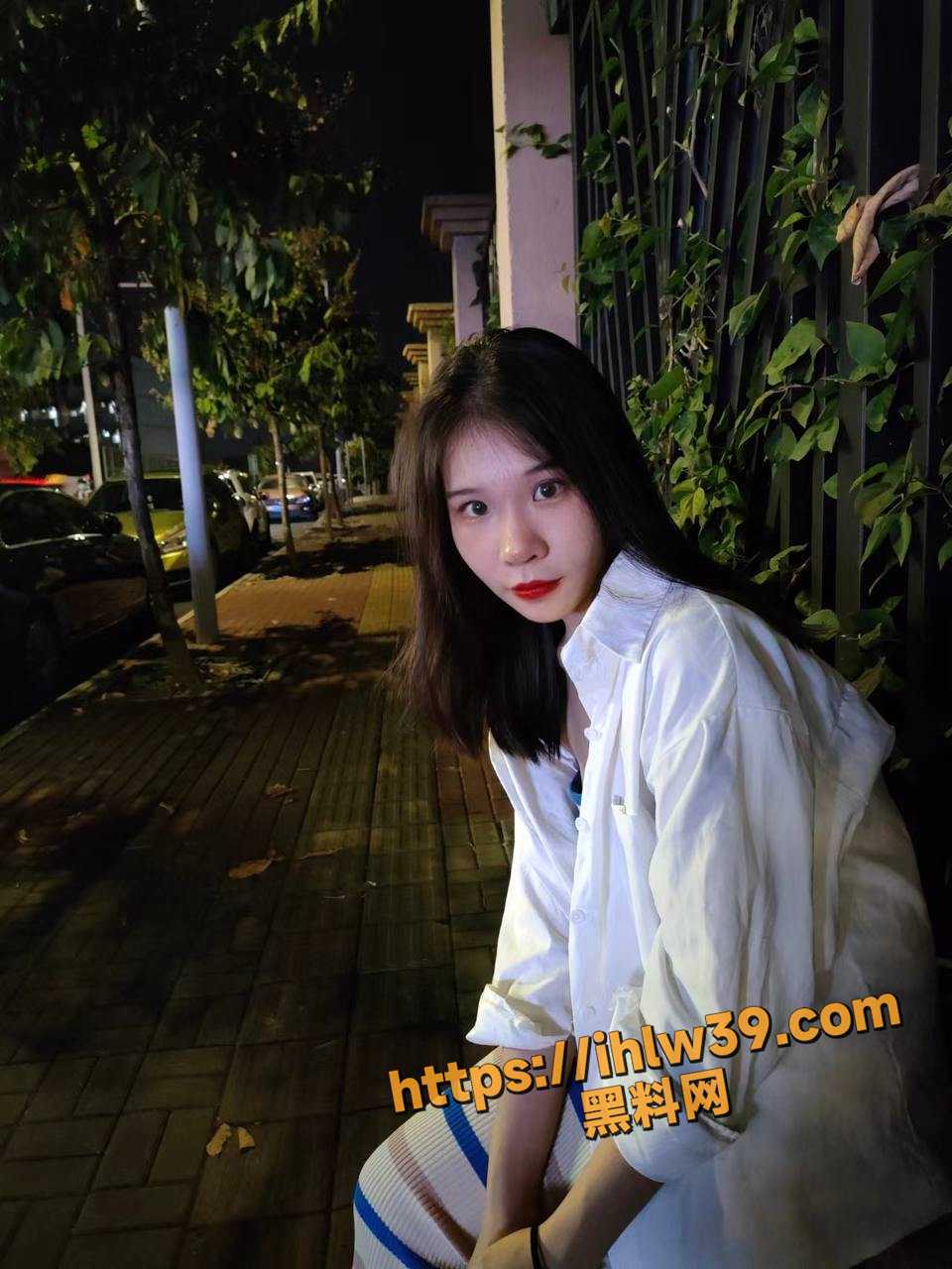 960X1280
