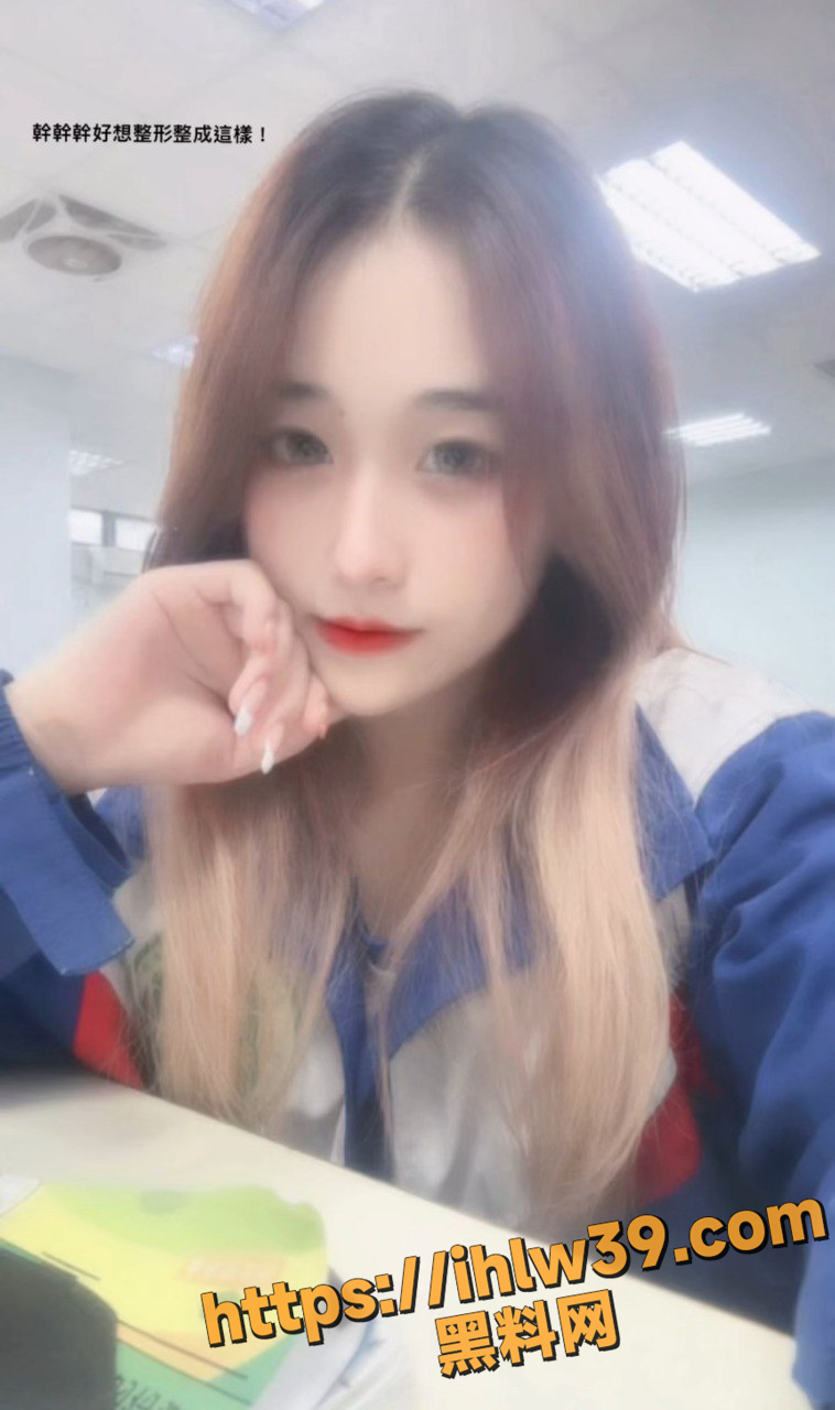 758X1280