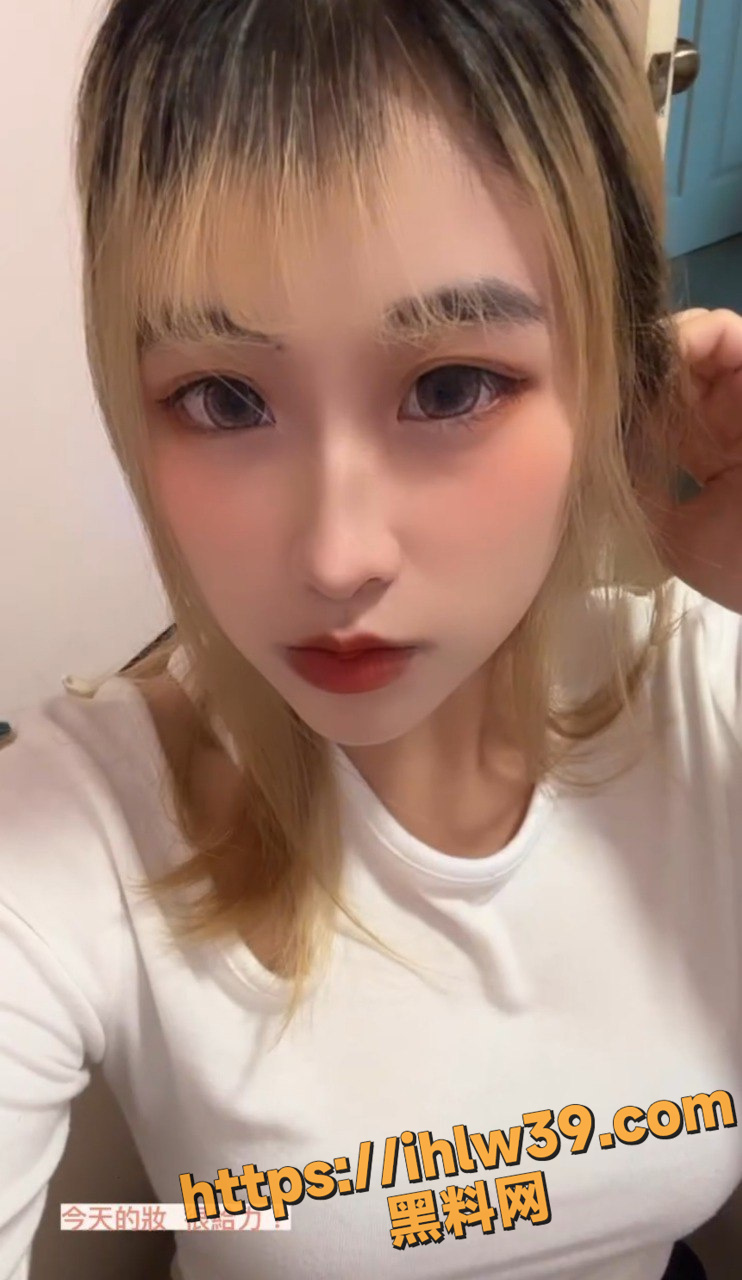 742X1280