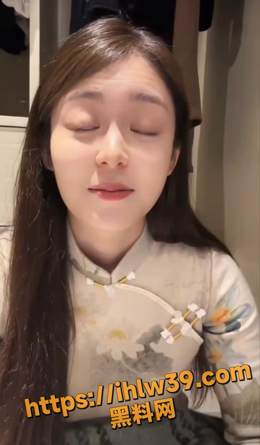 516X882