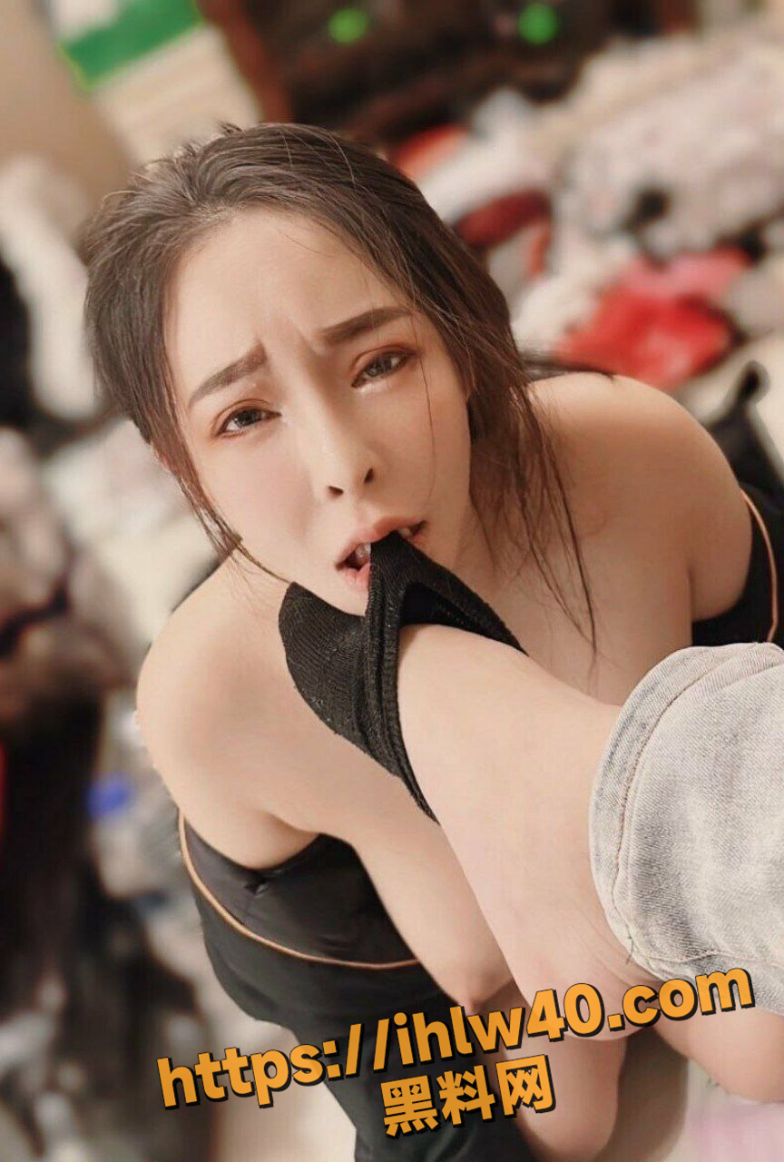 864X1280