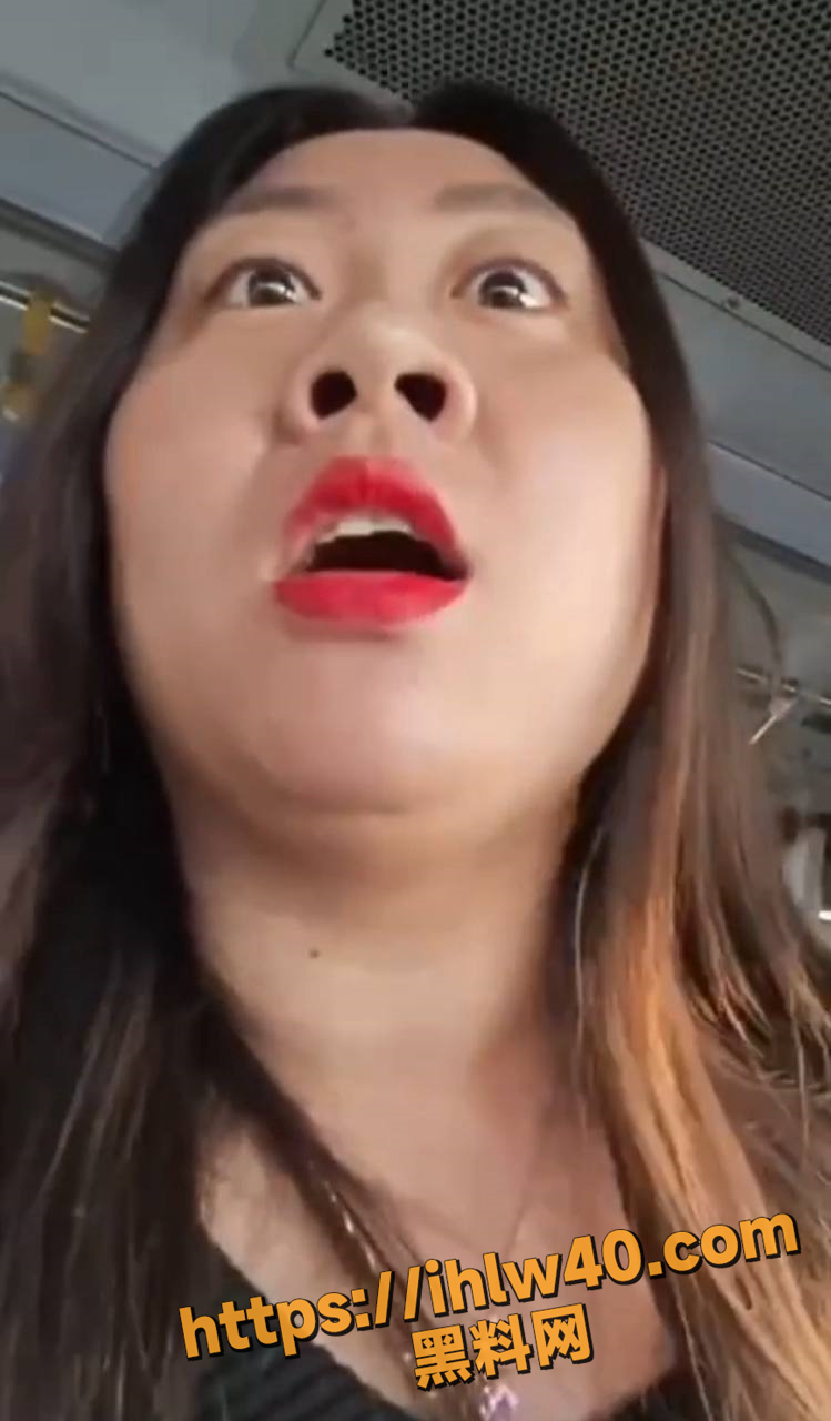 749X1280