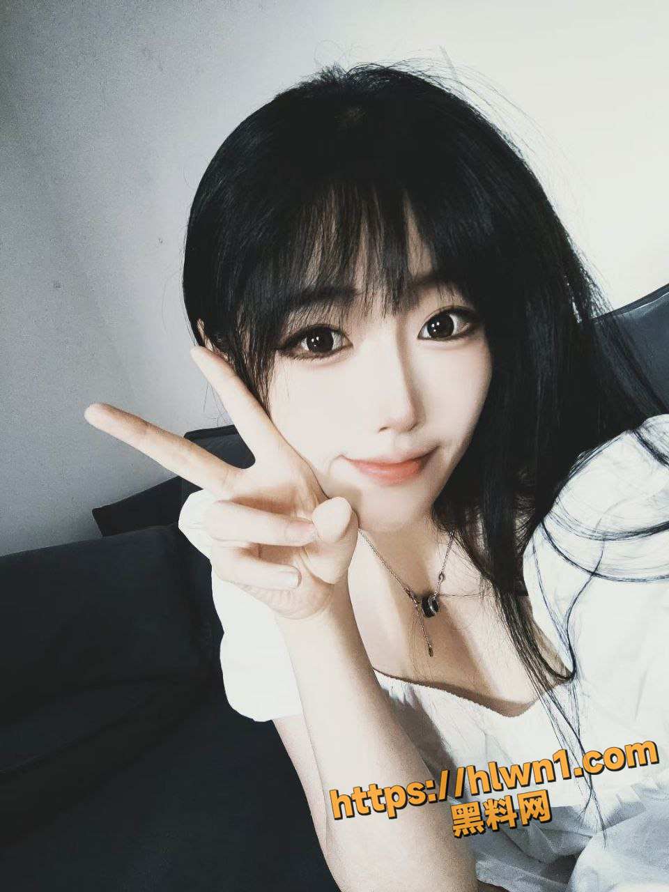 960X1280